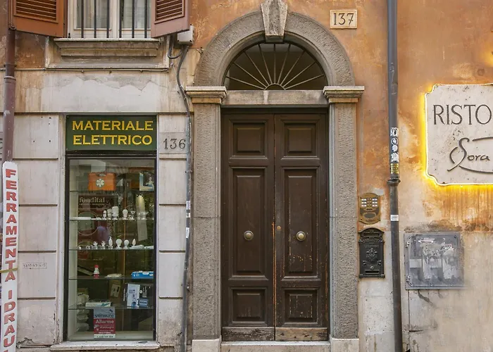 Trevi Little Palace #3